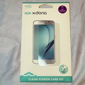 Cell phone screen care kit. Sealed in bag.